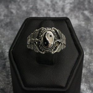 Sterling Silver Yin/Yang ring